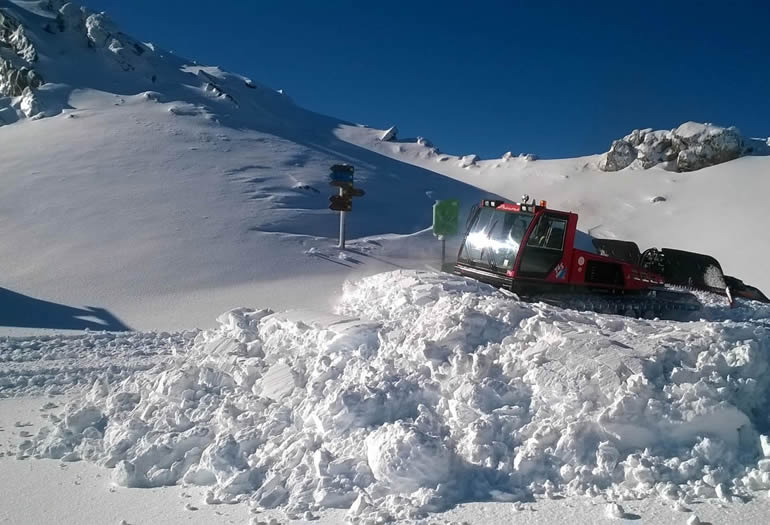 Cómo se acondicionan las pistas tras una gran nevada Cómo se acondicionan las pistas tras una gran nevada
