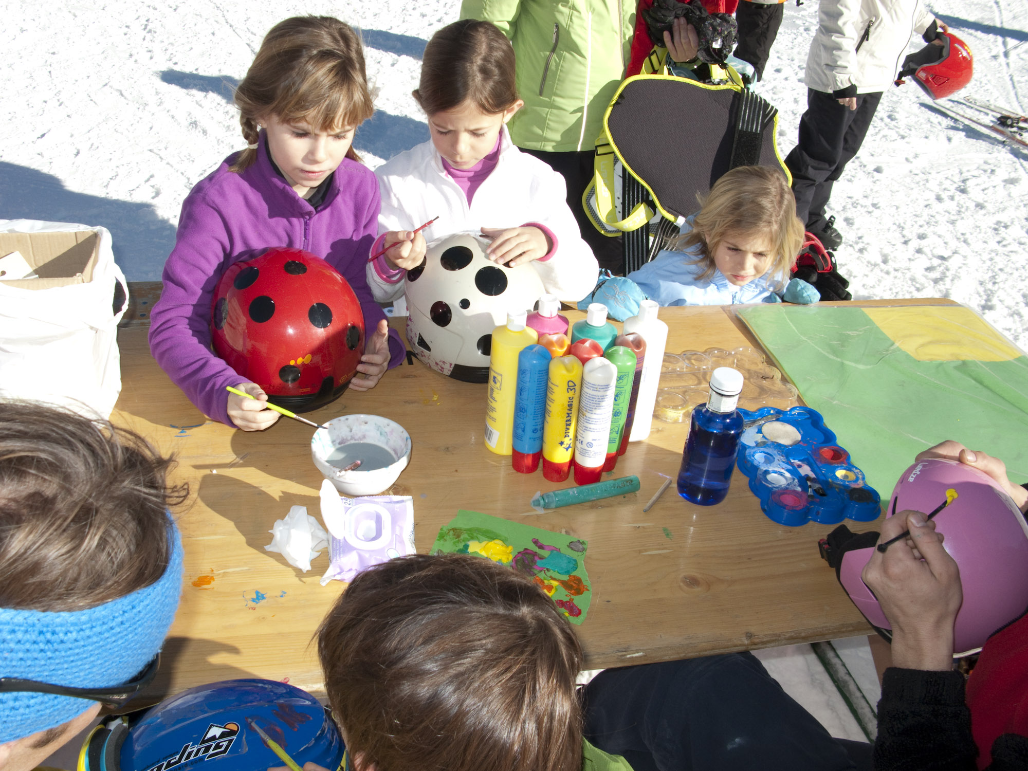 CERLER-220112-World Snow Day - Casco Tunning