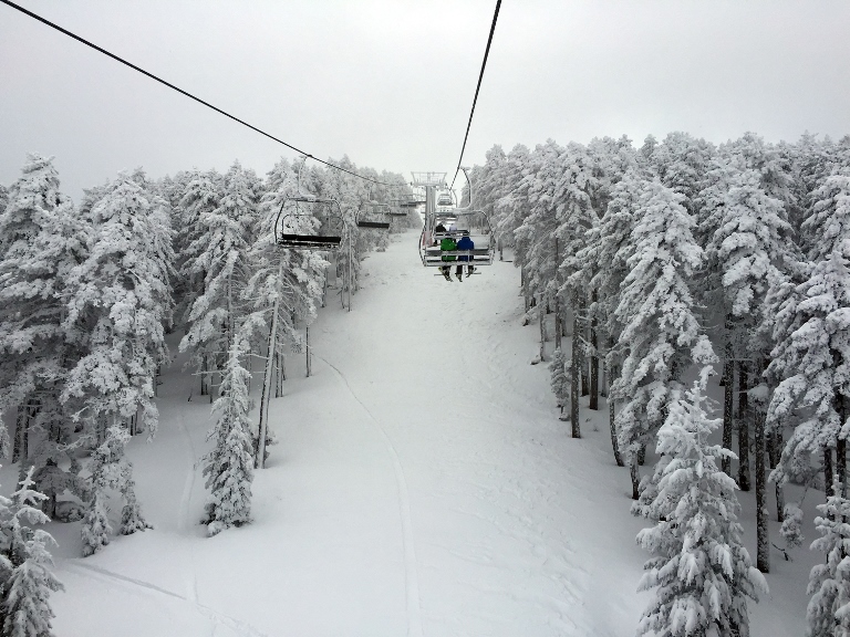 Valdelinares hoy, con 30 nuevos cm de nieve