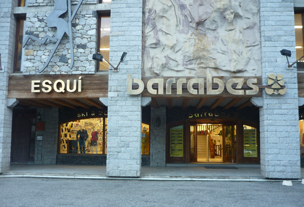 Barrabes-tienda.escaparate