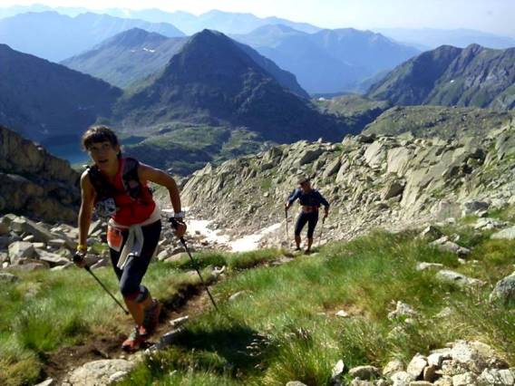 Gisela Soley en su paso por el collado de Vallibierna