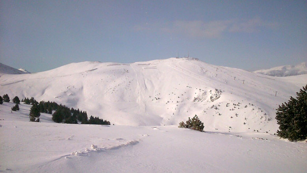 Cogulla vio ayer cómo una de sus pistas más espectaculares abría: Quebrantahuesos.