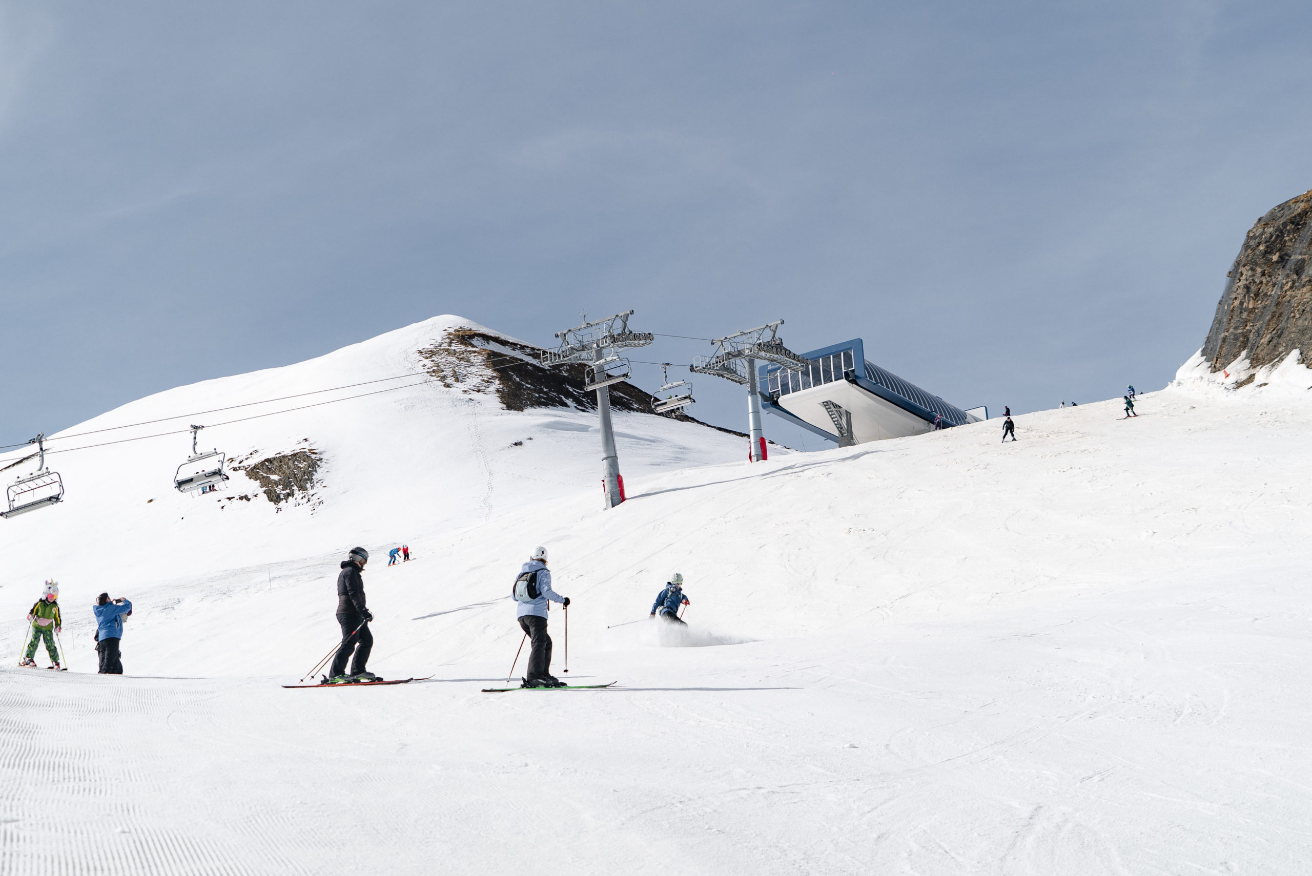 esquiar en nieve primavera