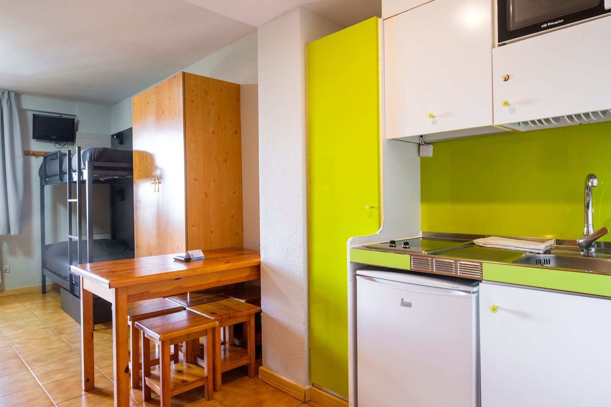 Apartamentos Midi 3000