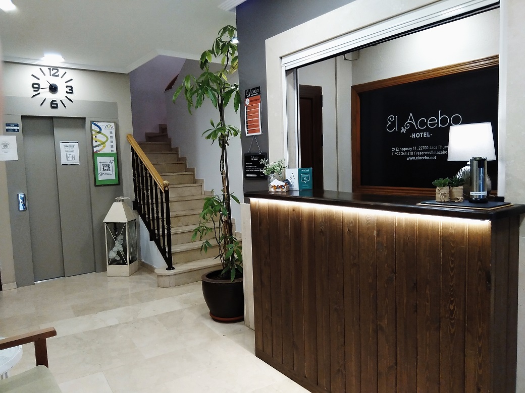Hotel-Restaurante El Acebo Jaca