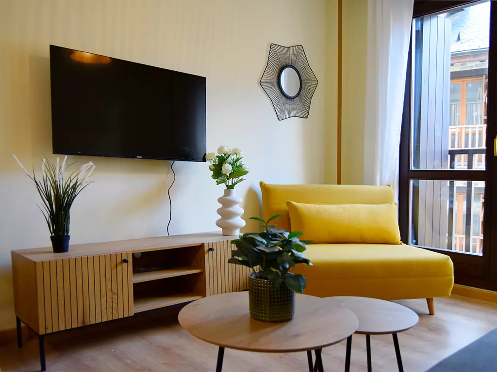 Apartamentos Escarrilla Suites 3000